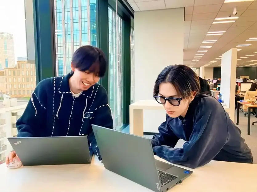 【服装髪型自由×土日祝休】未経験から人事デビュー！採用課のスタッフ募集！のカバー写真