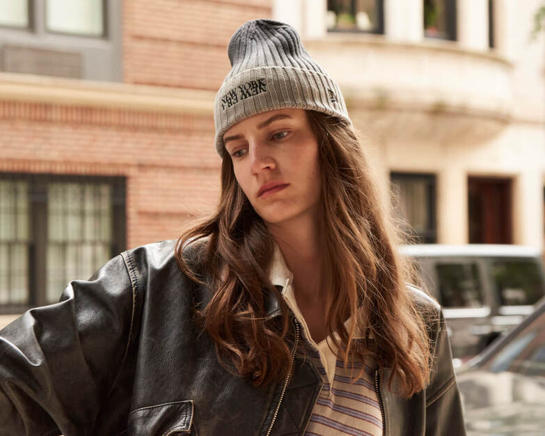 【年棒330万円～高待遇】直営店 ニューエラ札幌 ストアスタッフを大募集！のカバー写真