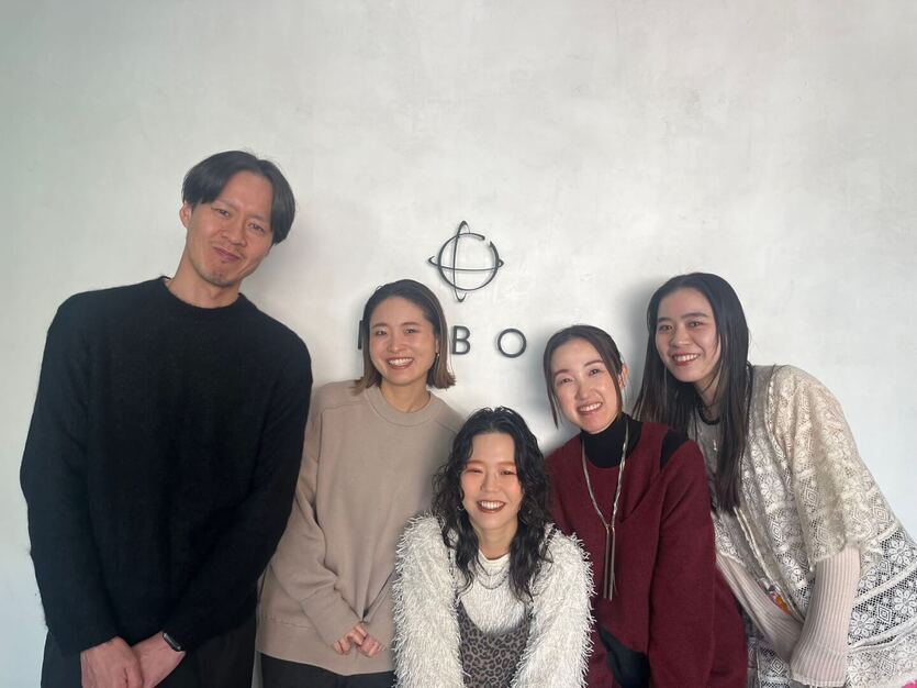 ◆年休130日◆【企画】レディースアパレルブランドの企画デザイナー募集　のカバー写真