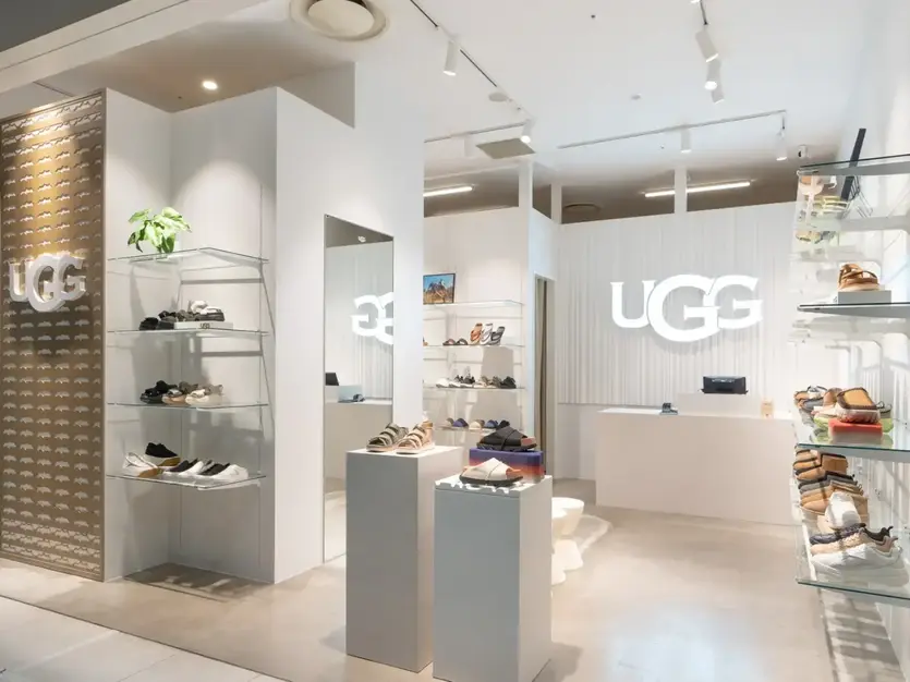 【販売】UGGの温もりは、靴だけじゃない。仲間と一緒にお店づくりを／新宿伊勢丹のカバー写真