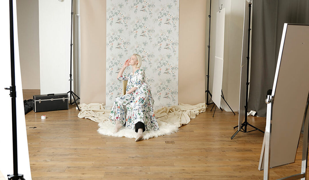 【福岡｜法人営業】年間休日120日以上｜社員登用あり｜未経験歓迎｜契約社員のカバー写真