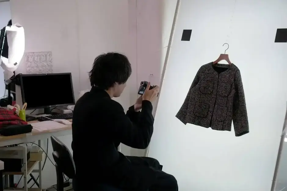 【シフト柔軟対応◎フルタイム歓迎！】RAGTAG倉庫ECサイト撮影スタッフ募集！のカバー写真