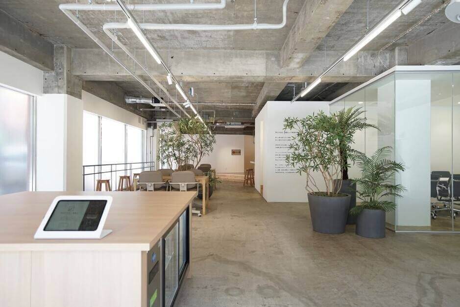 【未経験歓迎】ZOZO出店ECメンズアパレルブランドのSNS運用・マーケターのカバー写真