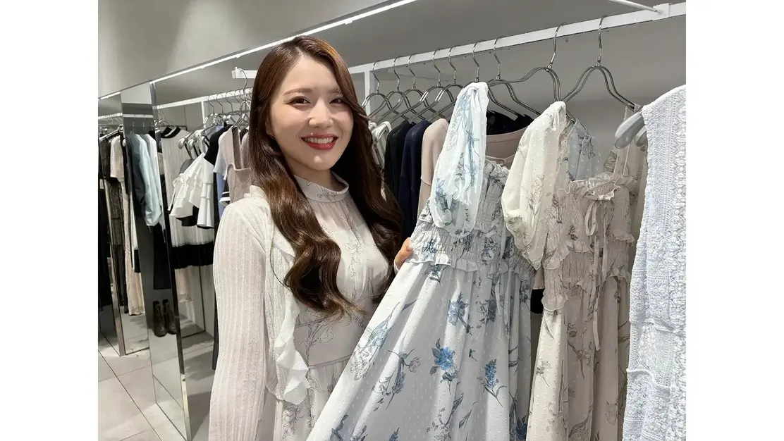 【社割50％・制服貸与】半期に一度昇格・昇給のチャンスあり！インセンティブ制度◎のカバー写真