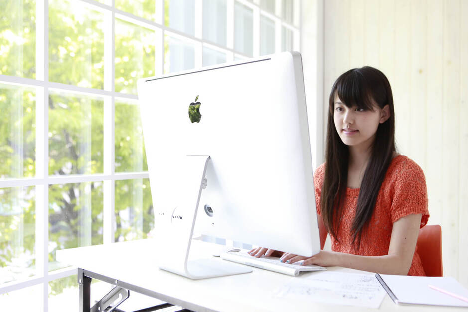 スタイリスト事務所の運営スタッフのカバー写真