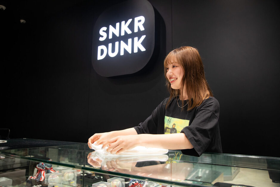 【商品の受付｜アパレル軽作業】アパレルをメインに梱包作業をお任せ！のカバー写真