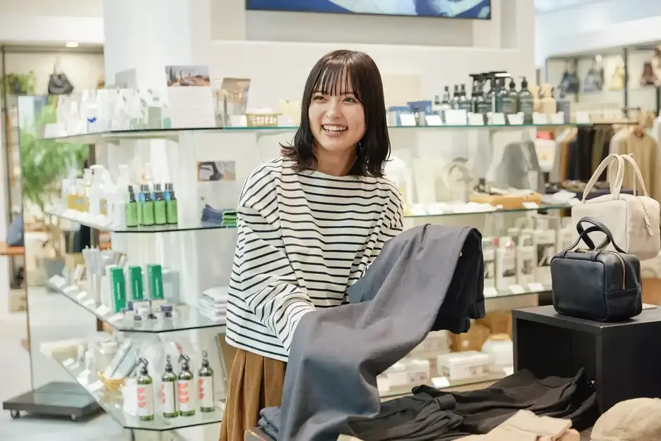 【アパレル｜販売｜正社員】URBAN RESEARCH DOORS ルミネ池袋店のカバー写真