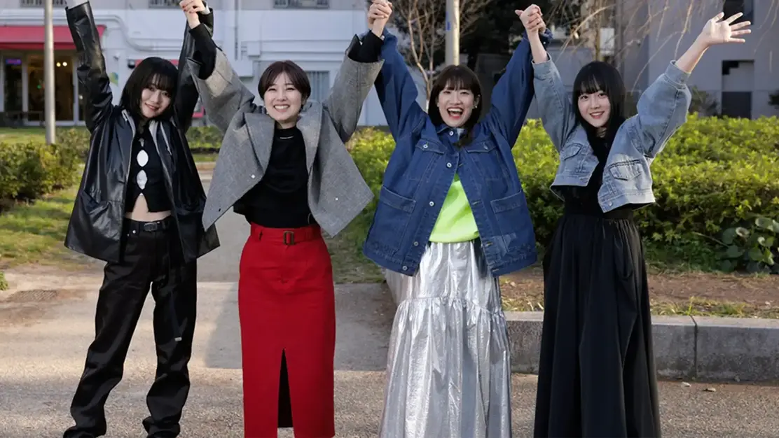 【企画デザイナー】急募　賞与年3回　売れる服作りで持続可能社会の実現を！　のカバー写真