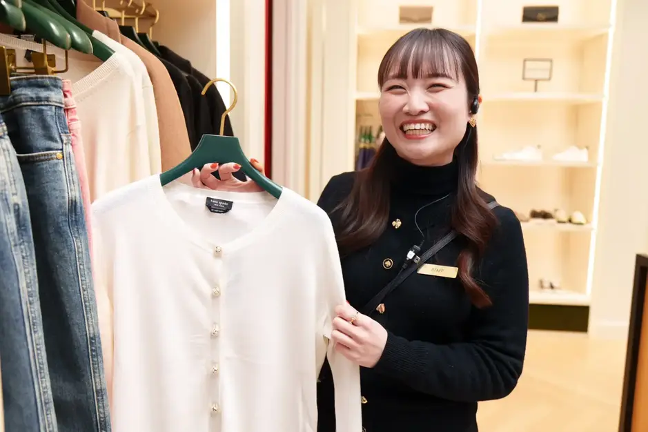長期【kate spade×アウトレット広島】時給1200円～／接客販売のカバー写真