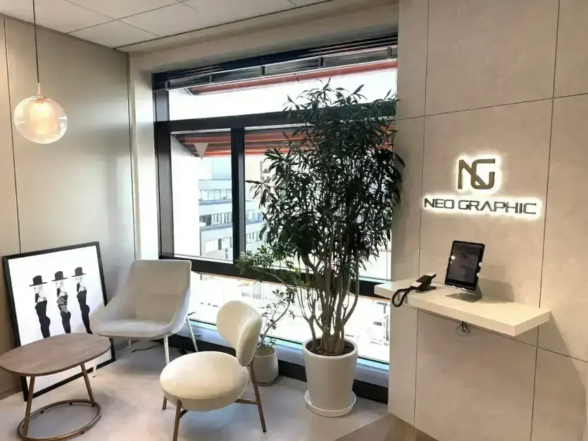 ブランドプロデューサーの右腕！感性でブランドを育てるPR・SNS担当を募集のカバー写真