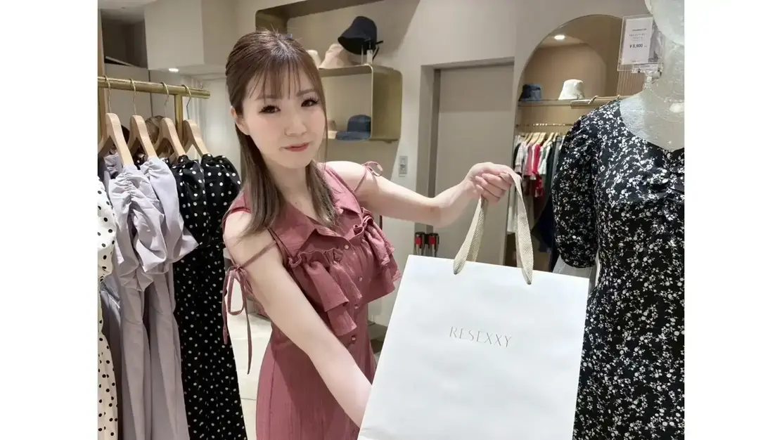 【社割50％・制服貸与】半期に一度昇格・昇給のチャンスあり！インセンティブ制度◎のカバー写真