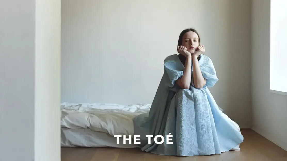 【アルバイト】「THE TOÉ」ショップスタッフ│ブランド初の旗艦店│表参道のカバー写真