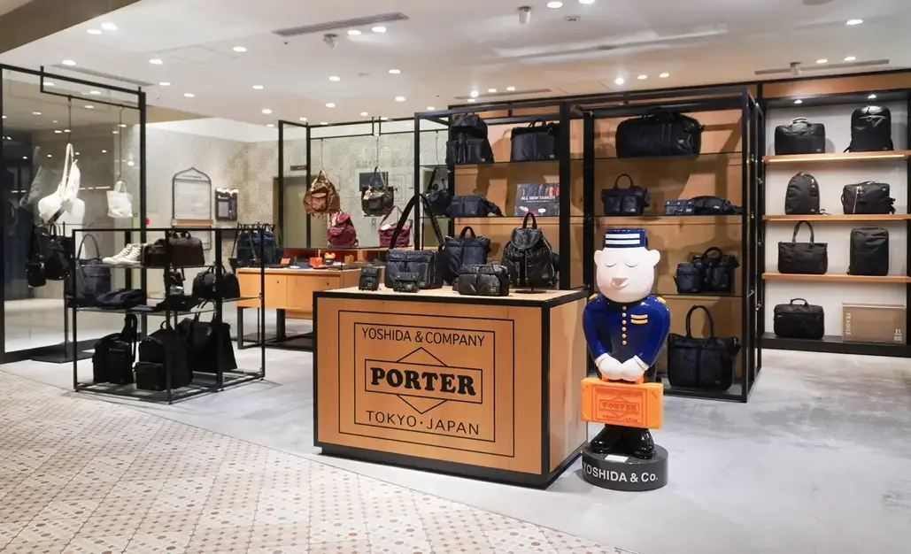 【KC横浜店｜未経験OK】PORTERの販売スタッフを募集（契約社員）のカバー写真