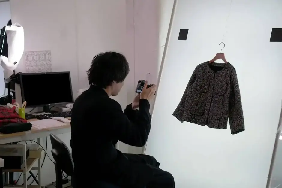 【シフト柔軟対応◎フルタイム歓迎！】RAGTAG倉庫ECサイト撮影スタッフ募集！のカバー写真