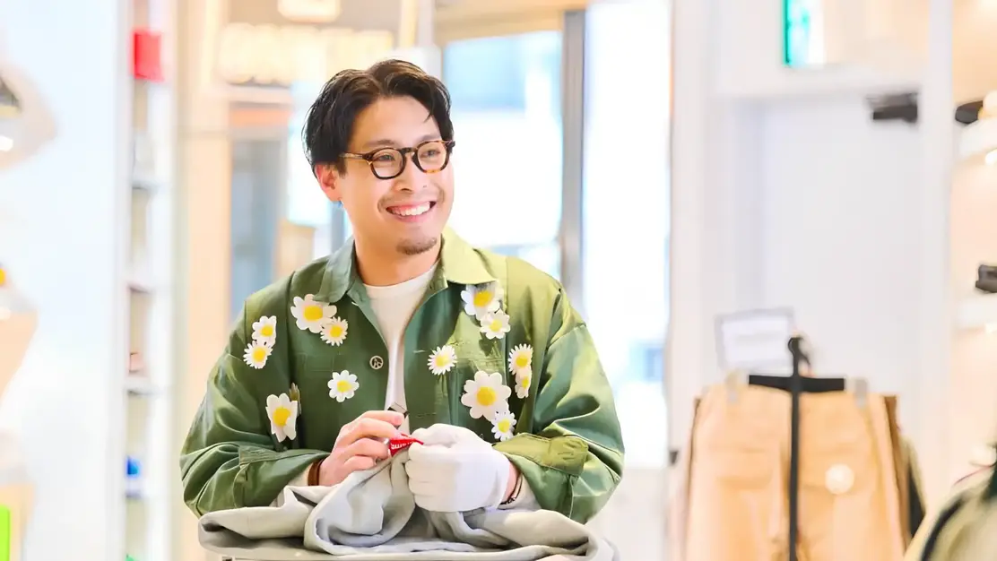 【幕張｜未経験】ファッションへの情熱をキャリアへ｜買取査定・販売・SNS発信のカバー写真
