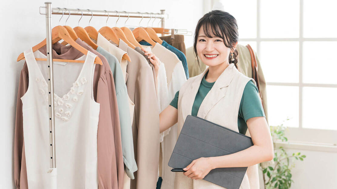 【SNS運用、広告戦略｜正社員｜渋谷】SNSの企画立案、広告戦略｜未経験OKのカバー写真