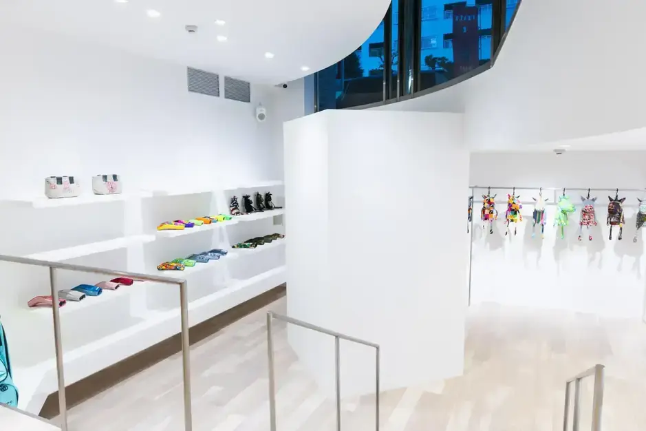 monzee ゴルフ【販売｜正社員｜南麻布】直営店スタッフ／未経験OKのカバー写真