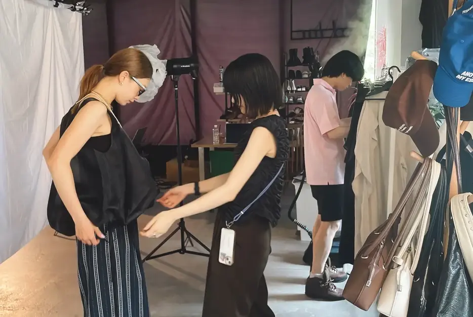 【接客経験者歓迎】TikTokライブ運営スタッフ｜画面越しの接客、始めませんかのカバー写真