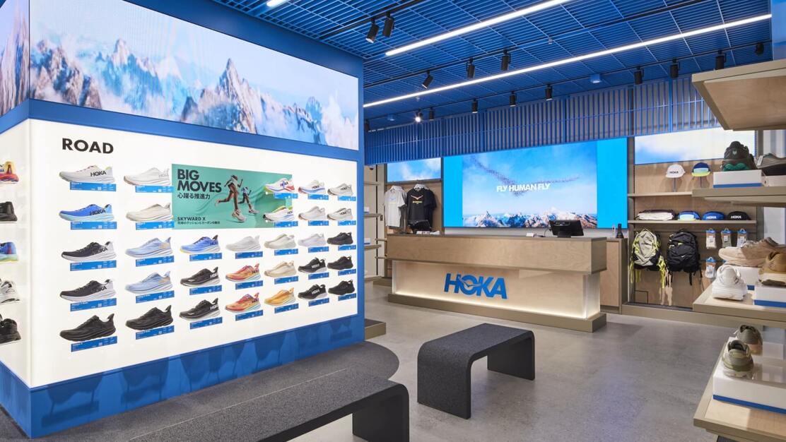 【販売】HOKA 高輪ゲートウェイ｜業績好調　新店オープン！／販売スタッフ募集のカバー写真