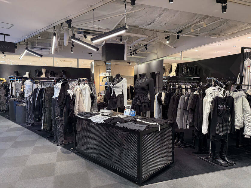 韓国ストリートブランドKsGラフォーレ原宿店/店舗マネージメント/店長候補を募集のカバー写真