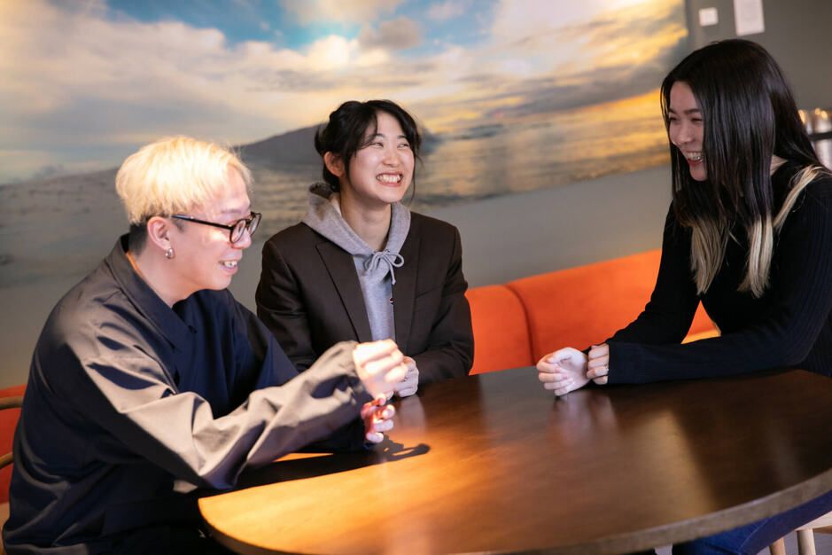 【スニダン】リセール出品/商品管理スタッフ｜正社員募集のカバー写真