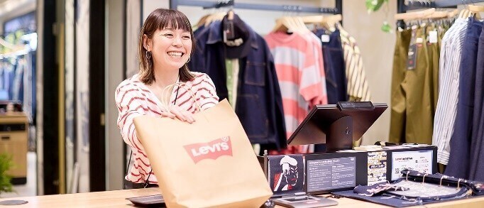 【販売｜北花田】LEVI’S®｜「好き」を仕事に世界的デニムブランド｜アルバイトのカバー写真