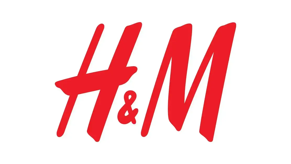 【H＆M 札幌店】　販売正社員募集　服装・ネイル・髪型自由！のカバー写真