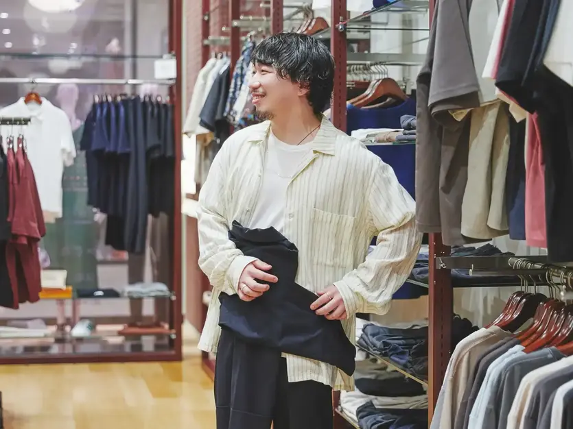 【販売｜正社員】warehouse 御殿場プレミアムアウトレット店のカバー写真
