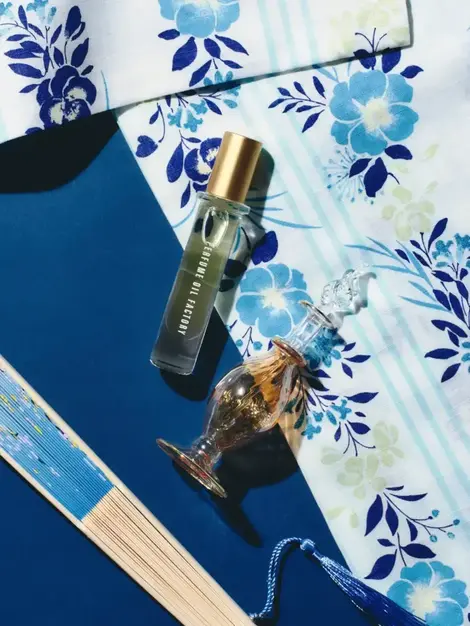 ファッションの感性を香りの世界へ―The PERFUME OIL FACTORYのカバー写真
