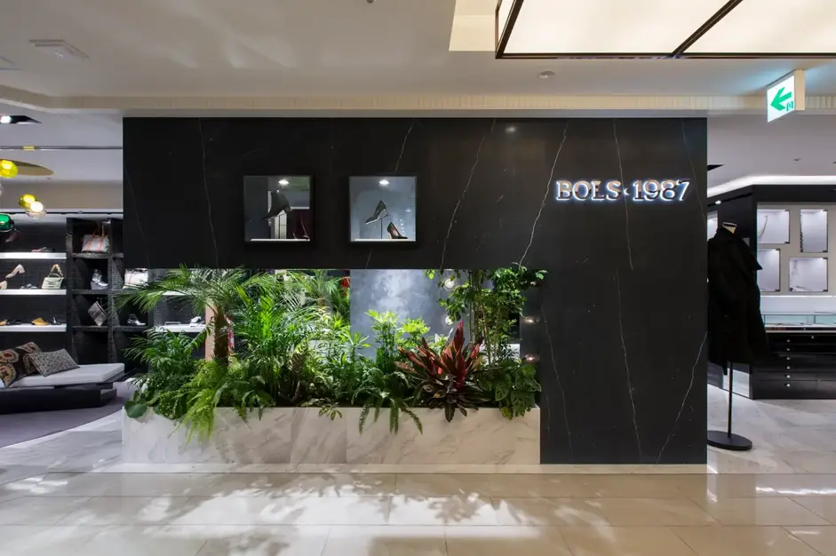 【BOLS・1987栄三越店】｜ラグジュアリーセレクトショップ｜｜アルバイト募集のカバー写真