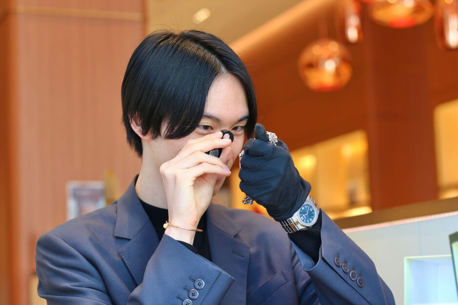 【買取接客港区】ブランド査定｜未経験でも鑑定士を目指せる｜アパレル経験を活かす！のカバー写真