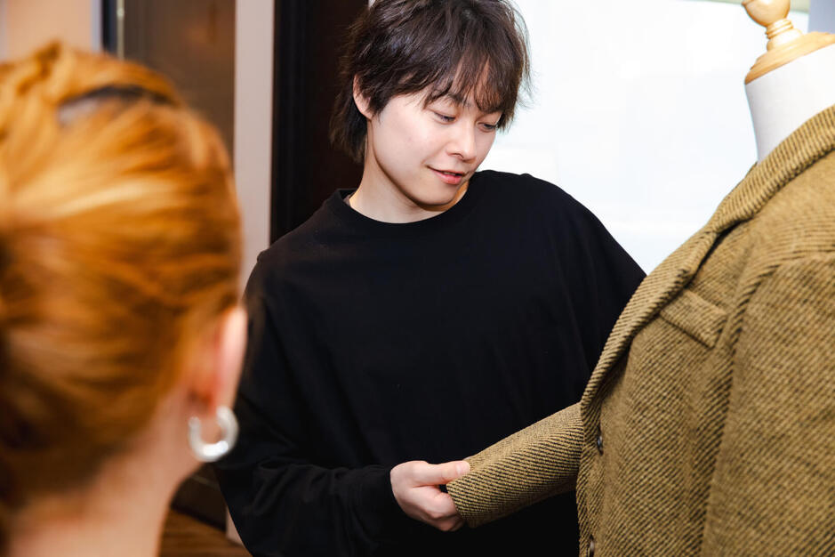 【D2Cブランド企画】インフルエンサーと夢を形に！運営をリード｜年休日のカバー写真