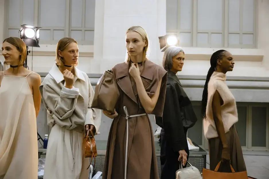 【外資系アパレル販売　都内店舗】スペイン発インポートブランド｜ アルバイト募集！のカバー写真