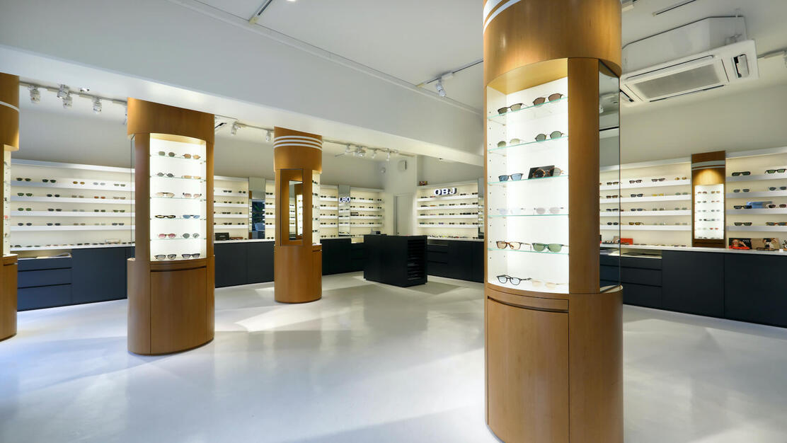 【大阪北堀江・未経験OK】オシャレが好きな方大歓迎！アイウェアアドバイザーのカバー写真