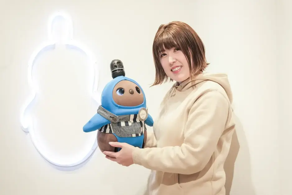 【LOVOTストア】ライフデザイナー（店舗販売スタッフ・提案営業）｜首都圏エリアのカバー写真