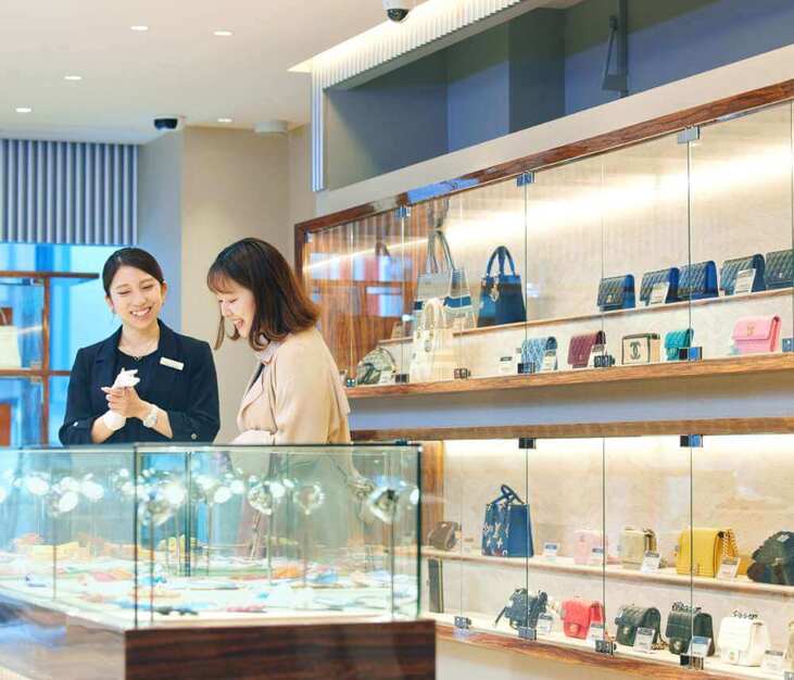 【ブランドアドバイザー】入社お祝い金5万円支給！｜年間休日123日｜銀座/新宿のカバー写真