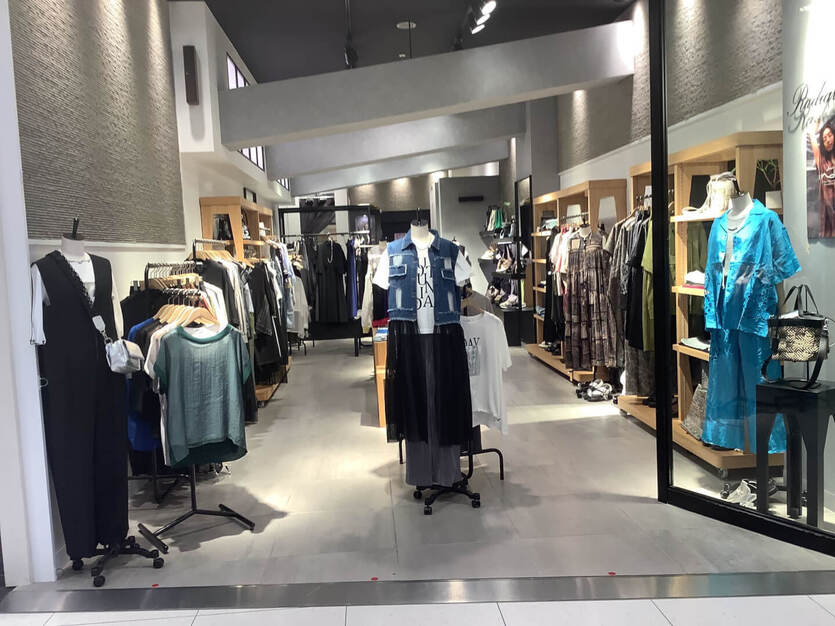 【RADIATE ラゾーナ川崎店】販売職/正社員募集/経験者歓迎！/未経験OKのカバー写真