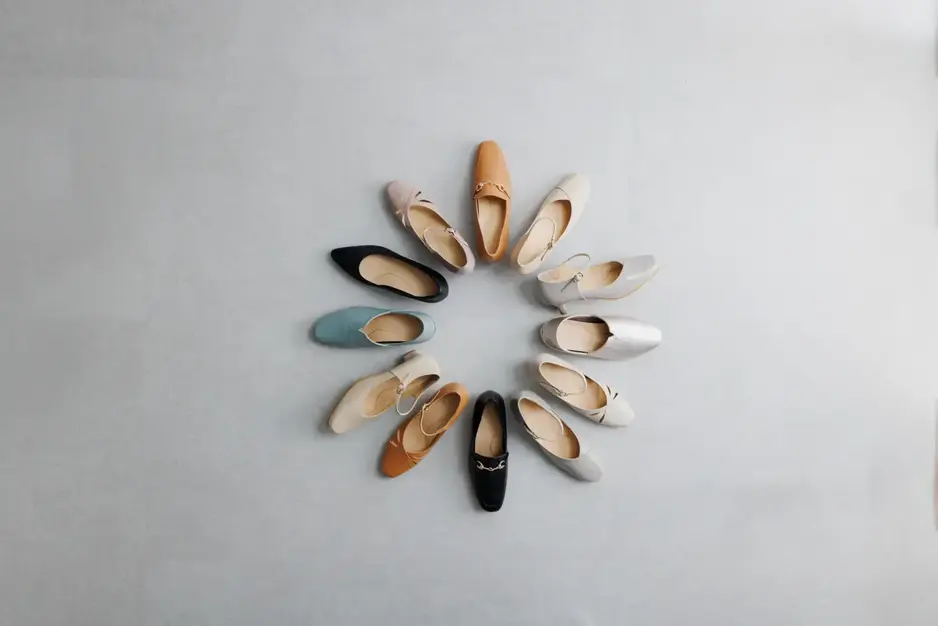 【卑弥呼】 シューズスタイリスト（販売職）/ 東武池袋店 / アルバイトのカバー写真