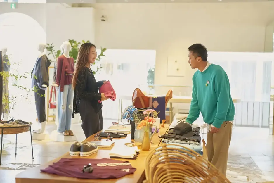 【 未経験歓迎｜正社員 】RHC ロンハーマンみなとみらい店／年休118日以上のカバー写真