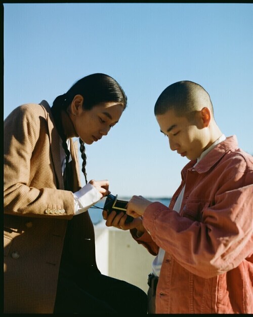職人が作る革製バッグ・財布ブランドの販売スタッフ募集！！SLOW新宿店のカバー写真