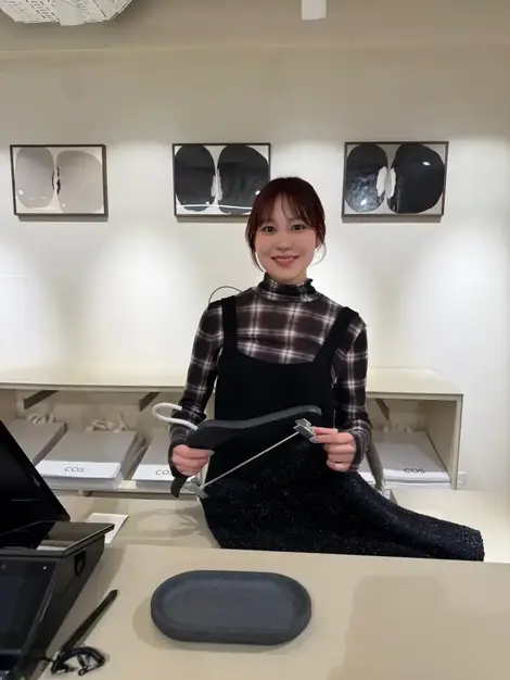 【名古屋PARCO新店】H&Mグループ COS｜正社員募集｜オープニングのカバー写真