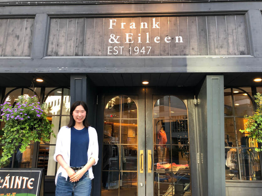 【店長候補】年収400万円～/カリフォルニアらしい抜け感のあるシャツブランドのカバー写真