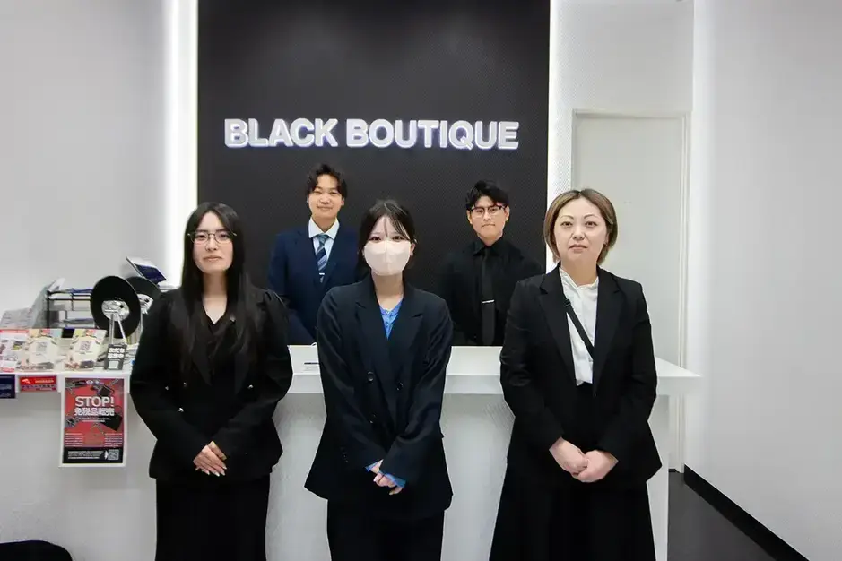 20代活躍中‼毎日ハイブランドに触れる贅沢な商品管理/グローバルトレード株式会社のカバー写真