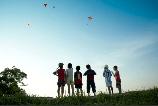 大阪勤務！人気ブランド子供服のODM/OEM営業職のカバー写真