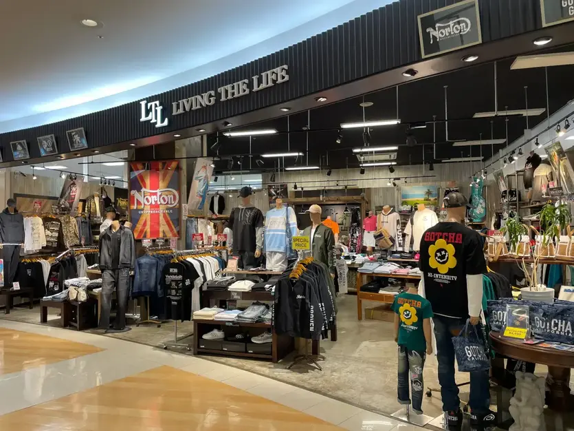 【販売｜福岡】Living the Life 久留米ゆめタウン店のカバー写真