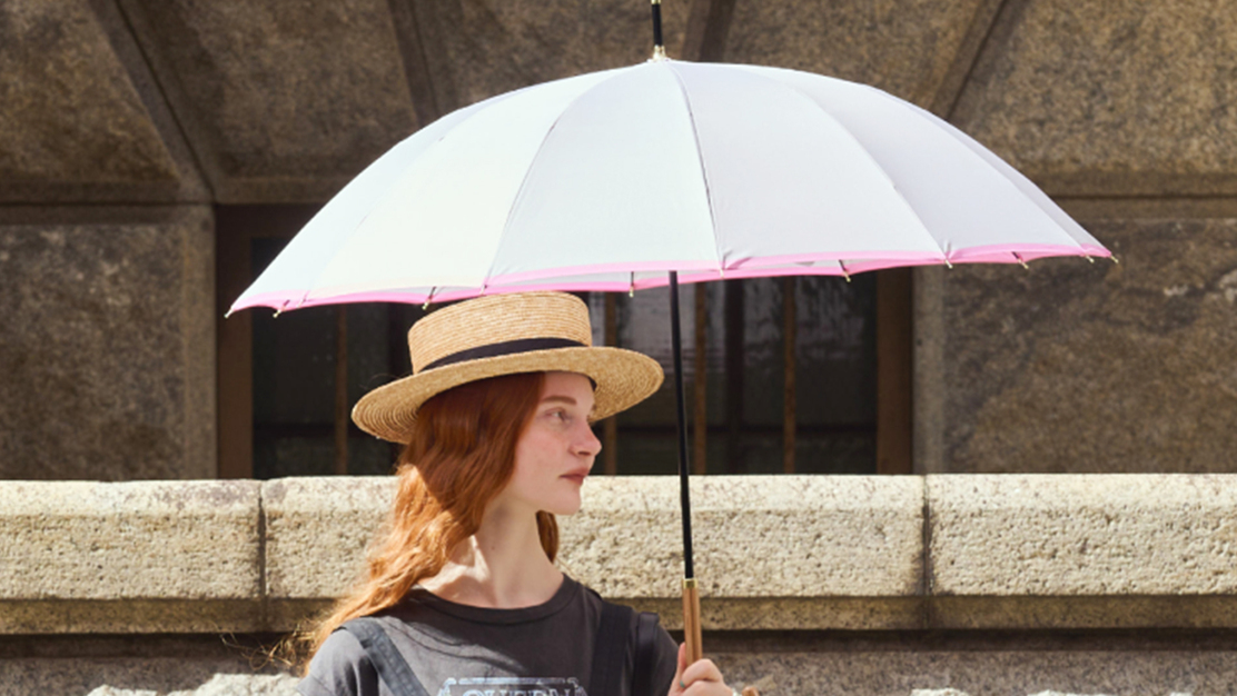 【⼤阪/営業】レイングッズブランドの法⼈営業/経験者/土日祝休/年125休日のカバー写真