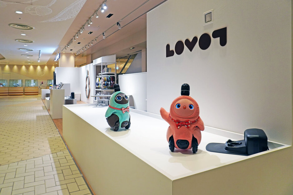 【EXPO】LOVOTストア 販売スタッフ のカバー写真