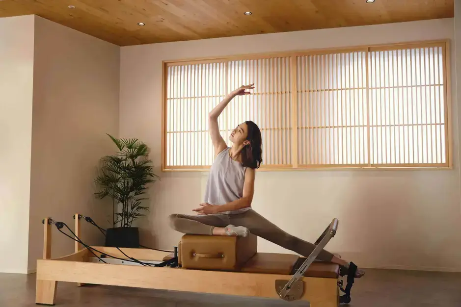 Pilates KASANE 表参道店　インストラクター募集のカバー写真