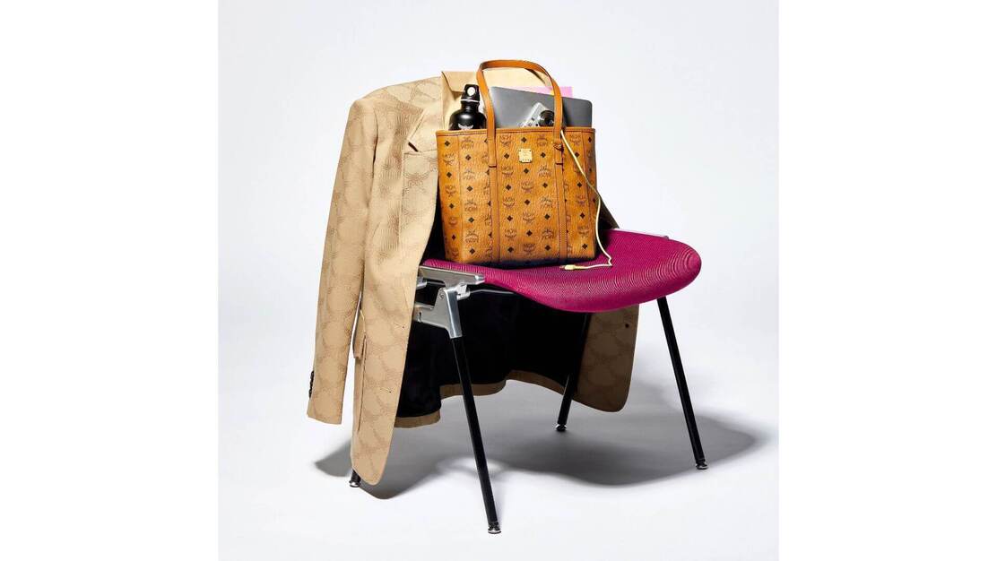 【急募】＜MCM＞での販売スタッフ／スピード採用／未経験歓迎！＠梅田大丸のカバー写真