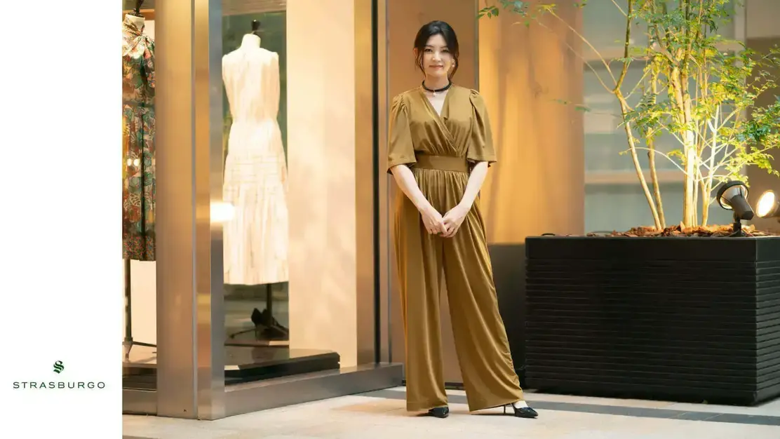 【27卒】【名古屋採用】トラディショナルなラグジュアリーセレクトショップの販売員のカバー写真